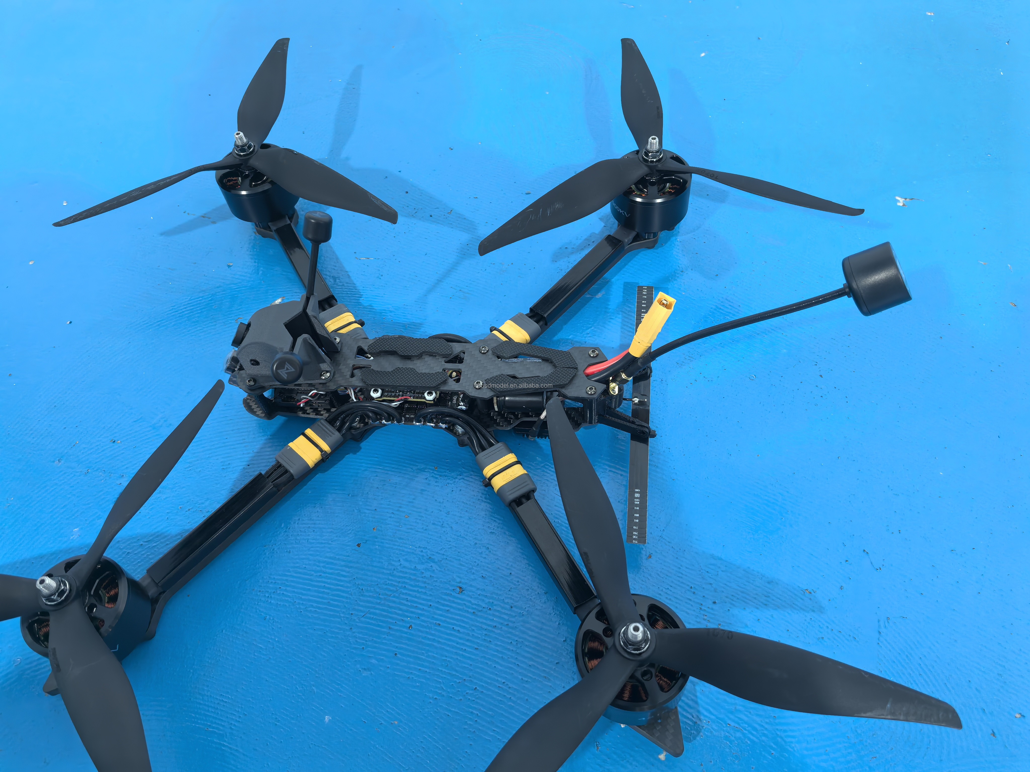 PUSD New 10inch Beginner FPV Drone with Remote Control 220km Image Transmission 4K Brushless Motor Plastic