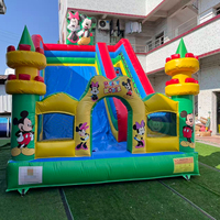 Toboggan gonflable en forme d'escalier, toboggan gonflable Mickey Mouse
