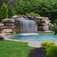Cascade de roche artificielle décorative Mistech, cascade de roche artificielle pour jardins et centres de villégiature en plein air - Ornement sur mesure