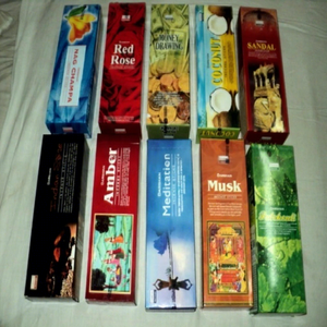 Incienso Aromático en Barra de la Marca Darshan, Fragancia Popular en Oferta, Incienso de Flores Aromáticas Enrollado a Mano, para Todas las Estaciones, Venta al por Mayor en India - Product Image 1