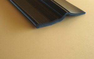 โปรไฟล์พลาสติกใส UPVC แบบสั่งทำพิเศษ  ผลิตด้วยกระบวนการอัดรีด เป็นมิตรกับสิ่งแวดล้อม ทนทาน ดีไซน์ทันสมัย สำหรับโรงพยาบาลและอาคาร - Product Image 2