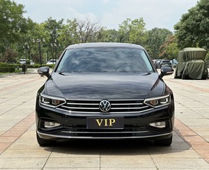 Corolla Venza entièrement peinte Boîte de vitesses automatique au gaz 60,000 kilomètre Véhicule personnel d'occasion novembre 2015 - Product Image 1