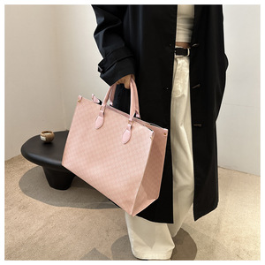 New Fashionable Large Capacity Cute <strong>Solid</strong> Color <strong>Black</strong> Embroidery Drawstring Tote Women PU Shoulder <strong>Bag</strong> Zipper Waterproof All - Product Image 3