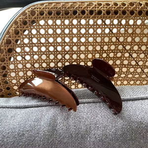 맞춤형 로고 여성용 대형 프랑스 고급 헤어 클립 맞춤형 Maillard 색상 아세테이트 소재 - Product Image 4