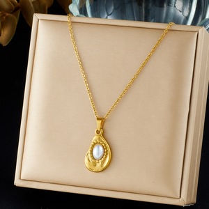 Stainless Steel Gold Plated Teardrop Necklace With Pearl Pendant Clavicle Chain Everyday Wear - Product Image 1