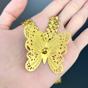 Juego de Joyería de Mariposa para Mujer JXX, Collar y Aretes de Latón Chapado en Oro para Bodas, Fiestas y Compromisos, Venta al Por Mayor - Product Image 5