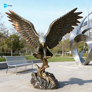 Escultura de Pájaro de Metal Fundido de Alta Calidad para Decoración de Jardín de Villa, Estatua de Águila Calva Voladora de Bronce Grande - Product Image 5