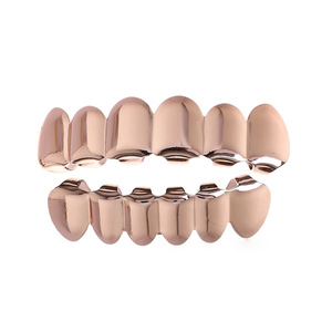 <span class=keywords><strong>Grillz</strong></span> Classiques pour Hommes et Femmes Bijoux de Dents Brillants Hip-Hop Rap Ensembles de Prothèses Dentaires en Laiton Plaqué Or 18k Accessoires de Joaillerie - Product Image 5