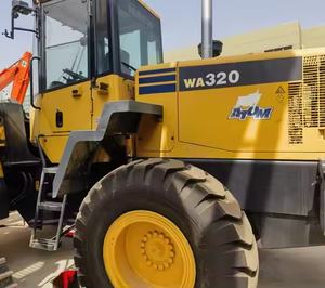 Equipo de maquinaria de construcción usado Komatsu WA320 cargador de ruedas usado original japonés Komatsu WA320 cargador de ruedas a la venta - Product Image 1