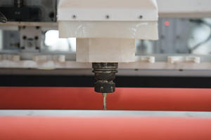 Máquina CNC de Alta Calidad 2130 2040 para Fabricación de Puertas de Gabinete en Venta con Línea de Producción de Muebles - Product Image 6