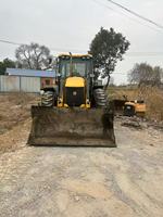 Chargeuse sur pneus d'occasion 100% originale JCB 4CX avec peu d'heures de travail