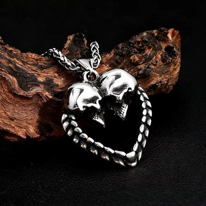 Collar con colgante de corazón de calavera yunnique, joyería de moda unisex de acero inoxidable, cadena de 60cm A0318 - Product Image 4