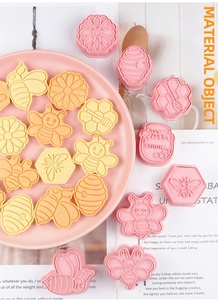 Lot de 8 <span class=keywords><strong>emporte</strong></span>-pièces 3D faits main en forme de pot de miel d'<span class=keywords><strong>abeille</strong></span>, outils de pâtisserie DIY pour la cuisine, découpoirs à biscuits <span class=keywords><strong>abeille</strong></span> pour vos créations - Product Image 5