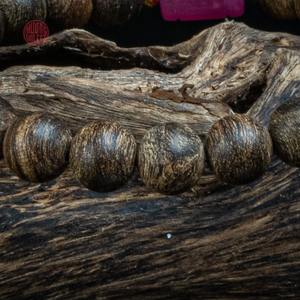 Bracelet en Bois d'Agar Rare qui s'enfonce dans l'eau, 8 mm, avec Pierres Précieuses de Rubis Mélangés, Bijoux Spirituels de Luxe, Prix de Gros - Product Image 5