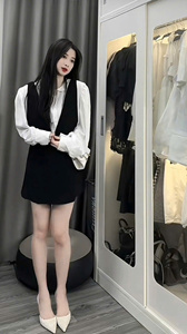 ชุดเซ็ตเสื้อเชิ้ตสีพื้นผ้าทอปกปีเตอร์แพนสีน้ำเงินสำหรับผู้หญิง แต่งขอบสีขาว กางเกงขาสั้นทรงปกติ ผลิตในเวียดนาม - Product Image 6