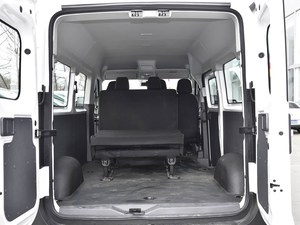 Xe khách hạng sang Sinotruk 6 chỗ, màu đen, tùy chỉnh, xe buýt nhỏ, vận chuyển hàng hóa đáng tin cậy, hộp số sàn, turbo, R17 R18, dẫn động cầu trước, màu sáng tối - Product Image 4