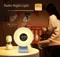 Réveil lumineux intelligent Horloge de table numérique LED Lumière de réveil USB, alarme de sommeil intelligente Lampe de chevet à son naturel Veilleuse LED