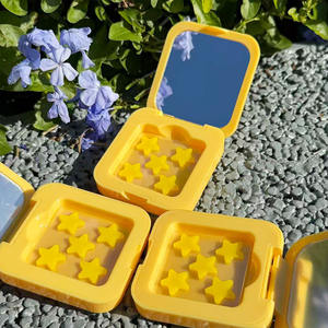 Patchs Hydrocolloïdes Anti-Acné Respirants et Imperméables en Forme d'Étoile Colorés avec Étui Miroir Portable - Product Image 5