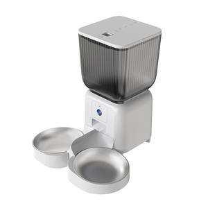 Distributeur de nourriture intelligent pour animaux de compagnie avec application mobile pour l'alimentation à distance, capacité de 4,5 L, étanche, moniteur vidéo haute définition - Product Image 1