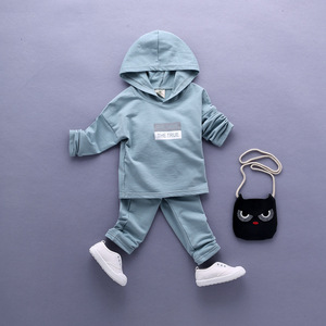 Ensemble de sweats à capuche et pantalons de survêtement de mode coréenne pour enfants, tenues d'entraînement sur Taobao - Product Image 1