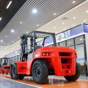 รถยกดีเซลใหม่ ใช้เชื้อเพลิงเบนซิน  ยกสูงได้หลายระดับ  ได้รับการรับรองมาตรฐานสามระดับ  ใช้งานได้หลากหลาย  นำเข้าจากต่างประเทศ - Product Image 5