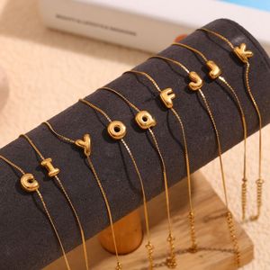 Pulsera Sencilla y Moderna de Acero Inoxidable Chapada en Oro con Letra Inicial <span class=keywords><strong>S</strong></span> y Cadena Delgada - Regalo - Product Image 2