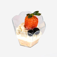 Vente en gros usine – Gobelets à dessert jetables transparents en plastique de 65 ml en forme de fleur pour mousses, parfaits, desserts aux fruits et desserts occidentaux