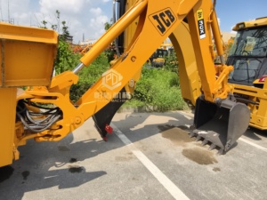 Chargeuse sur pneus d'occasion JCB 3CX 4CX, peinture d'origine, fabriquée au Royaume-Uni, 4x4, moteur Perkins - Product Image 3