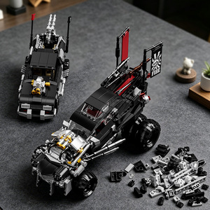 12GO 95005 1726PCS Ensemble de blocs de construction Mad Max Twin Car Set, modèle MOC, jouet technique en plastique, cadeau moderne pour les fêtes - Product Image 4
