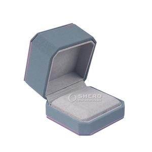 Estuche de Joyería de Terciopelo Azul, de Lujo, Hecho a Mano, con Logotipo Personalizado, en Oferta - Product Image 1