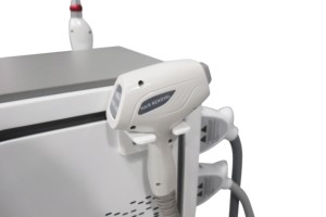 Machine professionnelle 2-en-1 de suppression de tatouages au laser Nd Yag Pico et d'épilation permanente au laser diode Ice 755 1064 808nm - Product Image 4