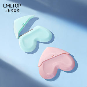 LMLTOP เครื่องเล็มขนคิ้วรูปหัวใจ 2 ชิ้น ฝาปิดเก็บของสแตนเลส ใช้งานง่ายสำหรับมือใหม่ A979 - Product Image 2