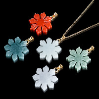 Colgante de girasol Colgante de Jade en forma de frijol para mujer, Venta al por mayor de artículos de jade