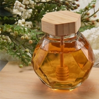 Grosir 200ml bebas Timbal kaca heksagon stoples madu desain datar dengan tutup bambu termasuk Dipper untuk kemasan Diffuser