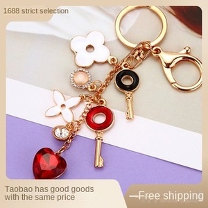 Llavero Creativo y Elegante con Forma <span class=keywords><strong>de</strong></span> Flor, Anillo para Llaves <span class=keywords><strong>de</strong></span> Coche, Colgante para Bolso <span class=keywords><strong>de</strong></span> Mujer, Llavero con Borla <span class=keywords><strong>de</strong></span> Moda, Llaveros <span class=keywords><strong>de</strong></span> Metal con Trébol <span class=keywords><strong>de</strong></span> Cuatro Hojas - Product Image 3