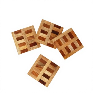 Ensemble de dessous-de-verre et sets de table en résine artisanale, décoratifs et durables, pour la décoration de table, exportation, bois - Product Image 1