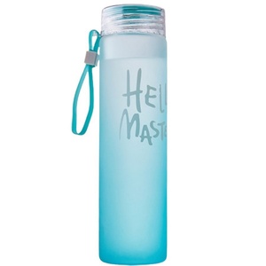 Nueva llegada al por mayor: Vasos de vidrio personalizados de alta calidad con letras, botellas de vidrio esmerilado coloridas y económicas con tapa. - Product Image 6