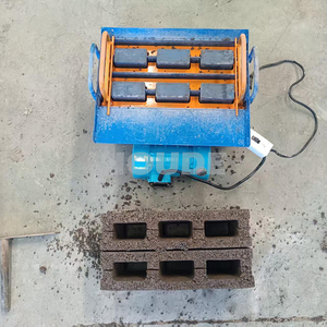 Handgeführte kleine Betonpflasterstein- und Hohlziegel-Formmaschine: Einfache Bedienung, geringe Investition, Sand als Rohmaterial - Product Image 2