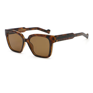 Gafas de Sol Unisex Polarizadas de Acetato con Montura Completa Cuadrada Blanca de Zhejiang - Protección Solar Duradera y Listas para Conducir, Disponibles en Stock - Product Image 5