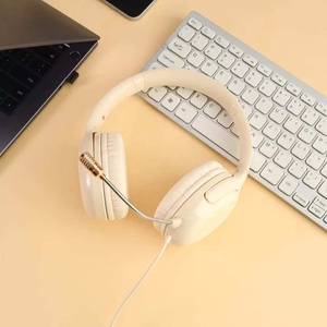 Auriculares USB C Interfaz <span class=keywords><strong>de</strong></span> 3,5mm Tipo C Auriculares con cambiador <span class=keywords><strong>de</strong></span> voz para teléfono móvil Transmisión en vivo Karaoke-Nuevas características Efectos <span class=keywords><strong>de</strong></span> sonido - Product Image 3