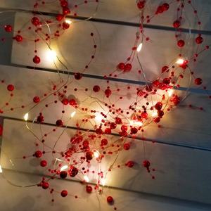 Guirnalda de luces de hadas de perlas LED rojas con pilas para cumpleaños festivo, boda, decoraciones de Navidad DIY - Product Image 3