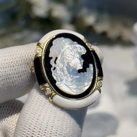 Heizun élégant dame S925 bijoux en argent pendentif pierre d'onyx noir sculpté vadrouille coquille camée exclusif broches fines pour cadeau