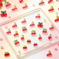 Breloques 3D transparentes en résine en forme de petites cerises, ornements brillants pour ongles en forme de fruits, mini décorations mignonnes pour manucure DIY et ongles à presser