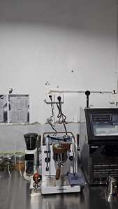 Machine à café semi-automatique électrique 7124v, style italien, 15 bars de pression, acier inoxydable, pour usage domestique, commercial et hôtelier - Product Image 3