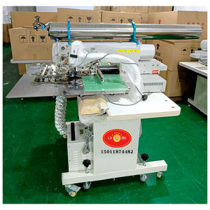 Machine à coudre industrielle automatique pour poches, machine à coudre laser informatisée pour ouverture de sacs, machine à coudre automatique pour t-shirts - Product Image 2