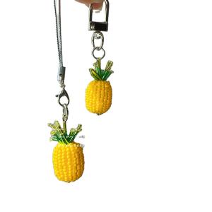 Porte-clés pendentif ananas jaune fait main JULIN, design perlé mignon et écologique pour téléphone, chaussures, bagages, accessoires - Product Image 1