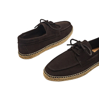 Chaussures pour hommes en daim personnalisées par le fabricant CHOOZII