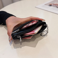 Dompet Wanita Elegan Kapasitas Besar Desain Baru Dompet Kulit Panjang dengan Fitur Portabel