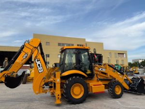 รถตักล้อยาง JCB 3CX ใหม่เอี่ยม เครื่องจักรกลหนักที่ทนทานสำหรับงานก่อสร้างและโครงสร้างพื้นฐาน - Product Image 1