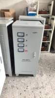 Stabilisateur de tension automatique triphasé SVC-D15000VA-3 TNS-10KVA 4.5KVA 6KVA à bobine en cuivre, alimentation stabilisée par servomoteur